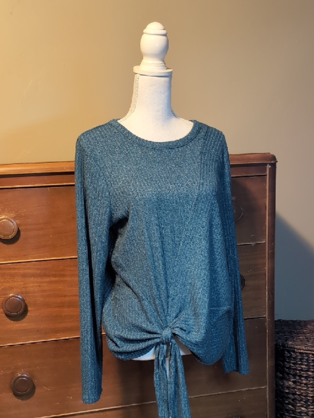 Simply Vera VERA WANG Side Tie Turquoise Top SZ L - Picture 2 of 12